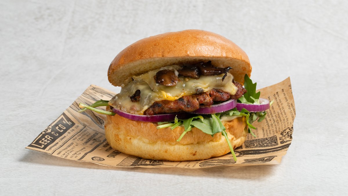 Trøffel – Storfeburger med trøffel mayo, ruccola, rødløk, trøffelost ,...